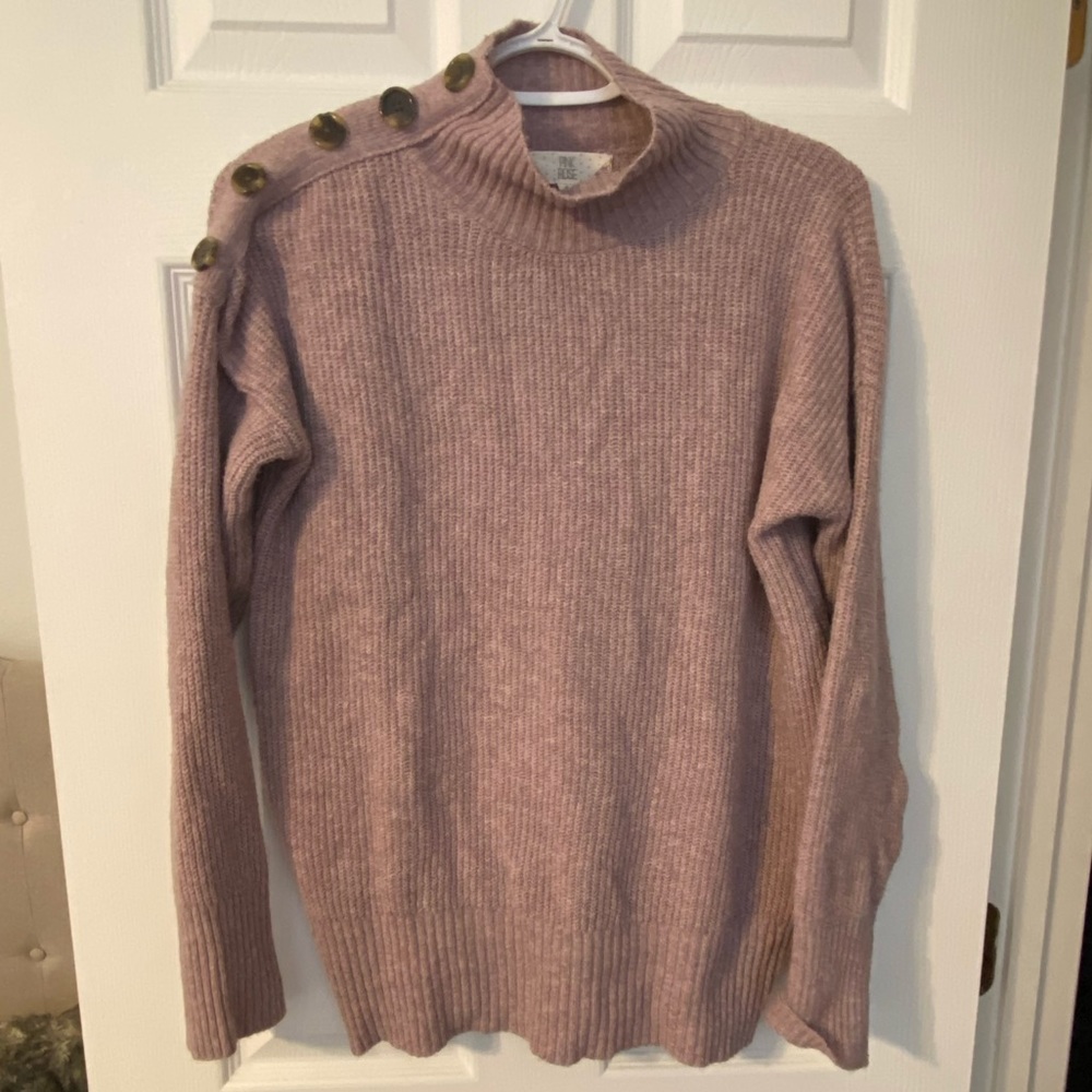 Long sleeve turtle neck sweater